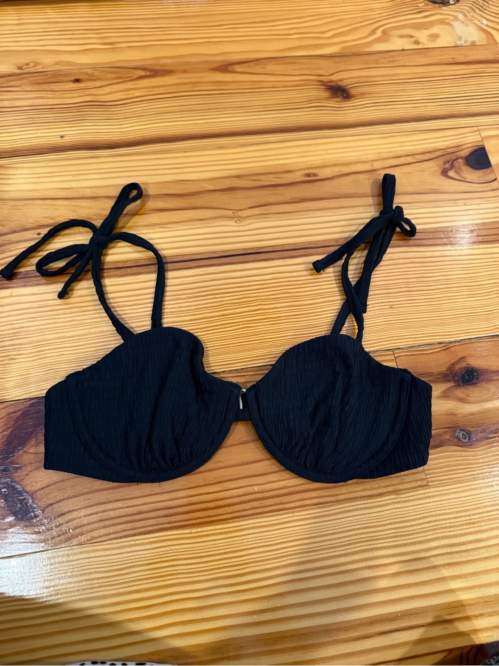 Abercrombie & Fitch Black Tie-Shoulder Underwire Bikini Top